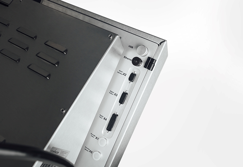 cij-jet3up-MI-detail5.jpg